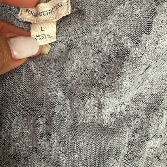 Box  Different Brands Like Forever21,Fashion Nova,And Pretty Little Thing  #1 - Picture 9 of 11